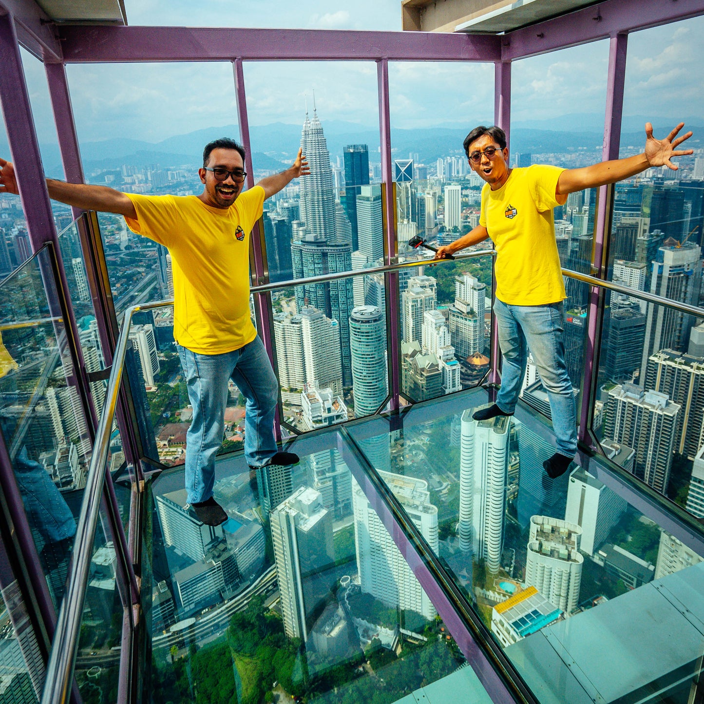 RARE NATION T-SHIRT - HIKING RARETV